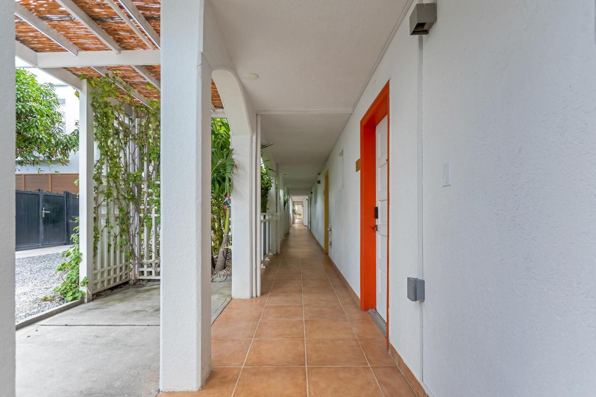 Maho Beach House - Sand Bar Condo - 1 Bedroom Suite المظهر الخارجي الصورة